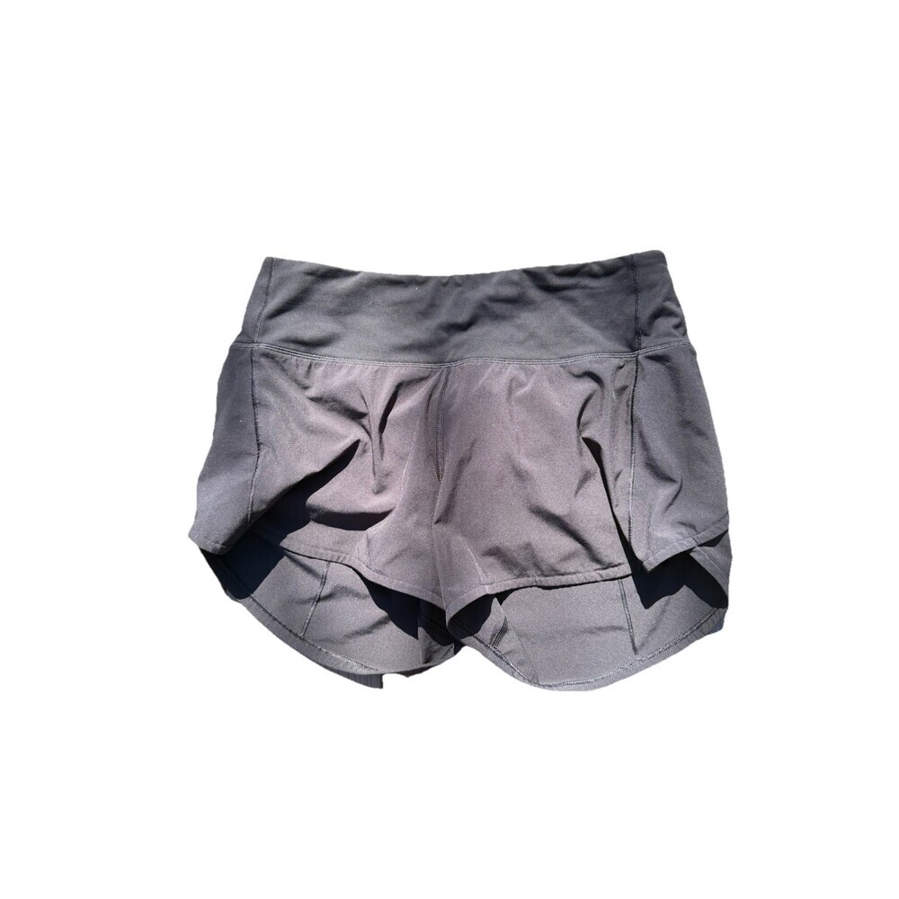 Lululemon Hotty Hot Short-4”- Size 6 Tall-Black